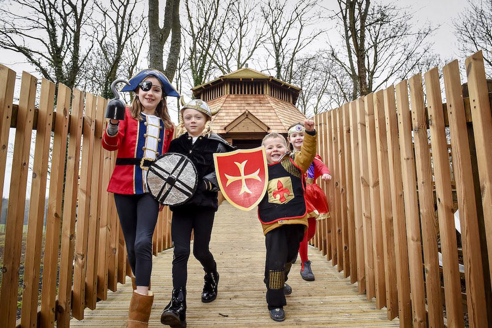 Kids enjoying the The Sky Maze at Fort Douglas Dalkeith Country Park by CAP.Co