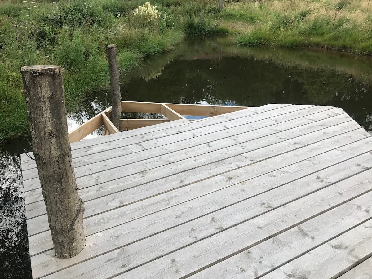 Diving deck coming along nicely